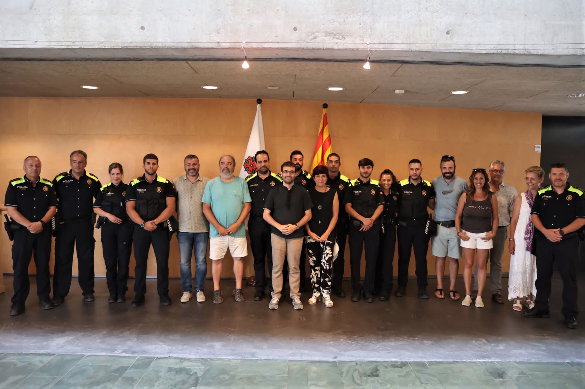 Presentació dels nous agents de la Policia Local de Roses per a la temporada turística