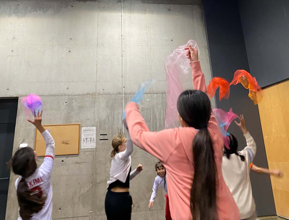 Segona edició dels tallers d’educació emocional Vibrart per a escolars de primària de Roses