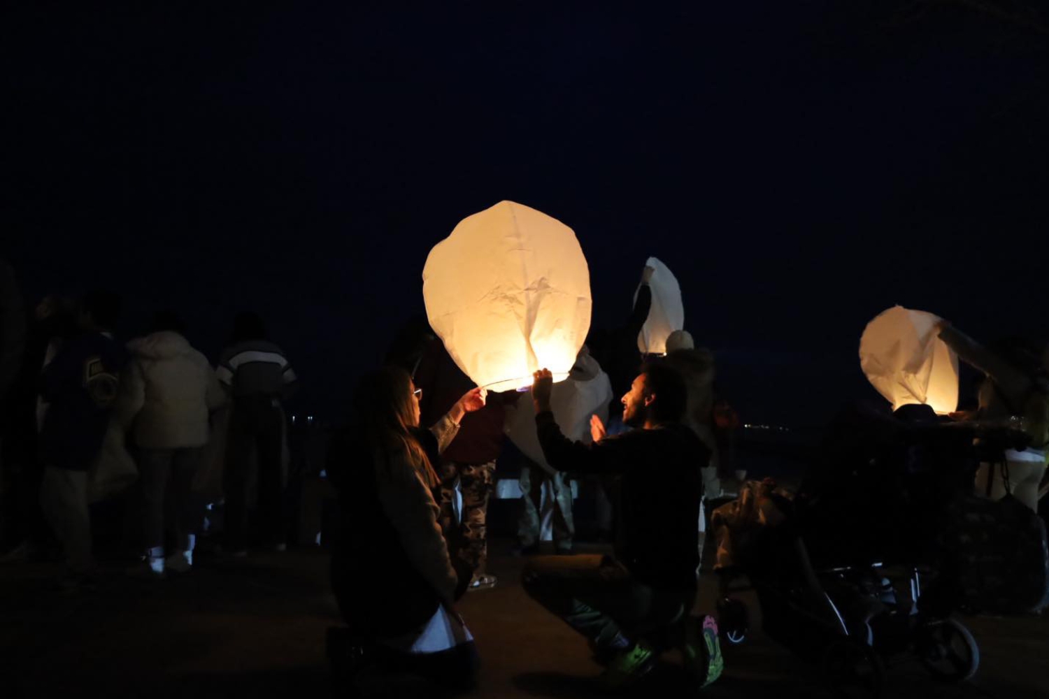 El jovent de Roses celebrarà el Nadal amb quina, cinema, taller de rebosteria, ball amb DJ i l’enlairada de fanalets