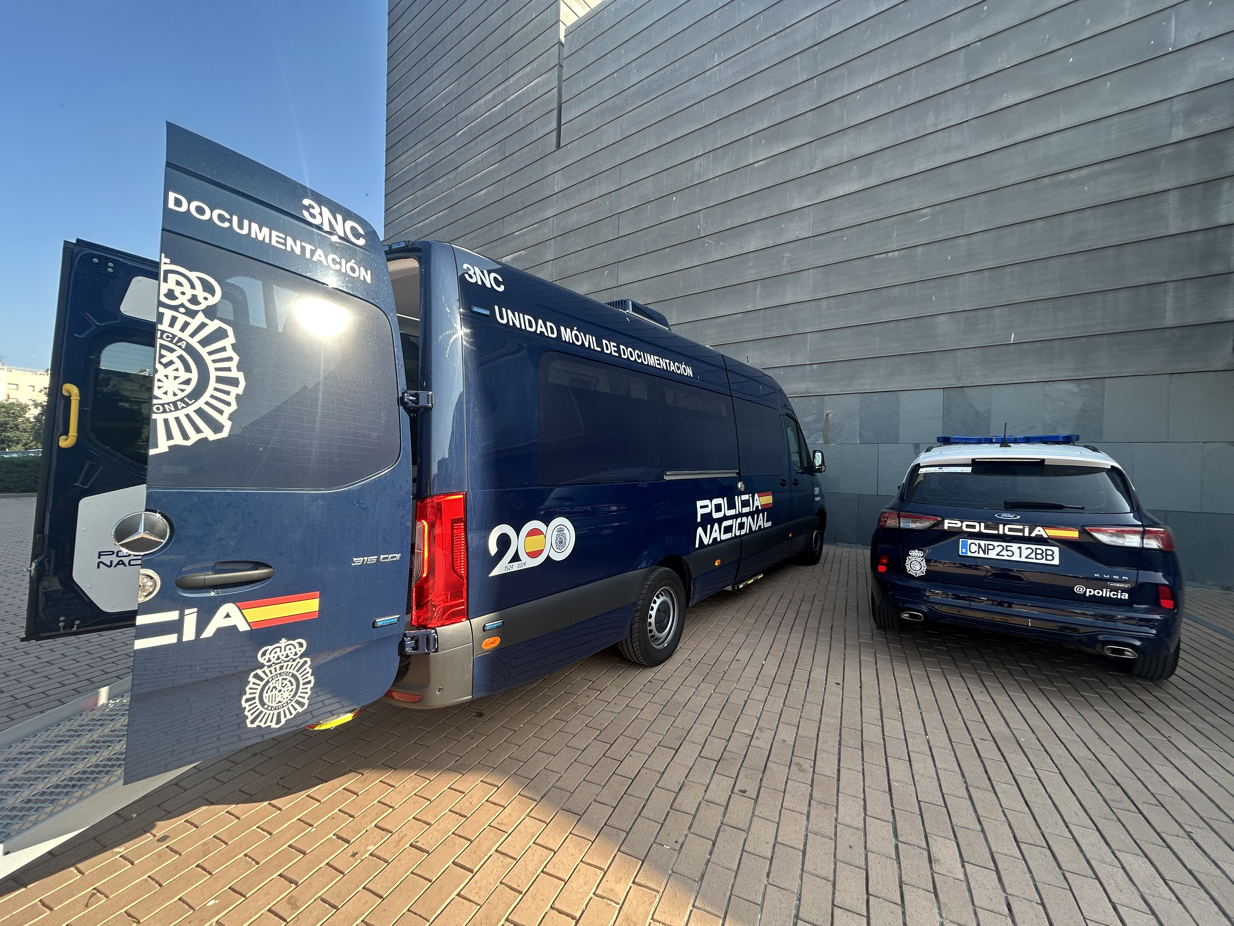 A partir del gener, la unitat mòbil de tramitació del DNI i passaport es traslladarà a Roses dos dies al mes