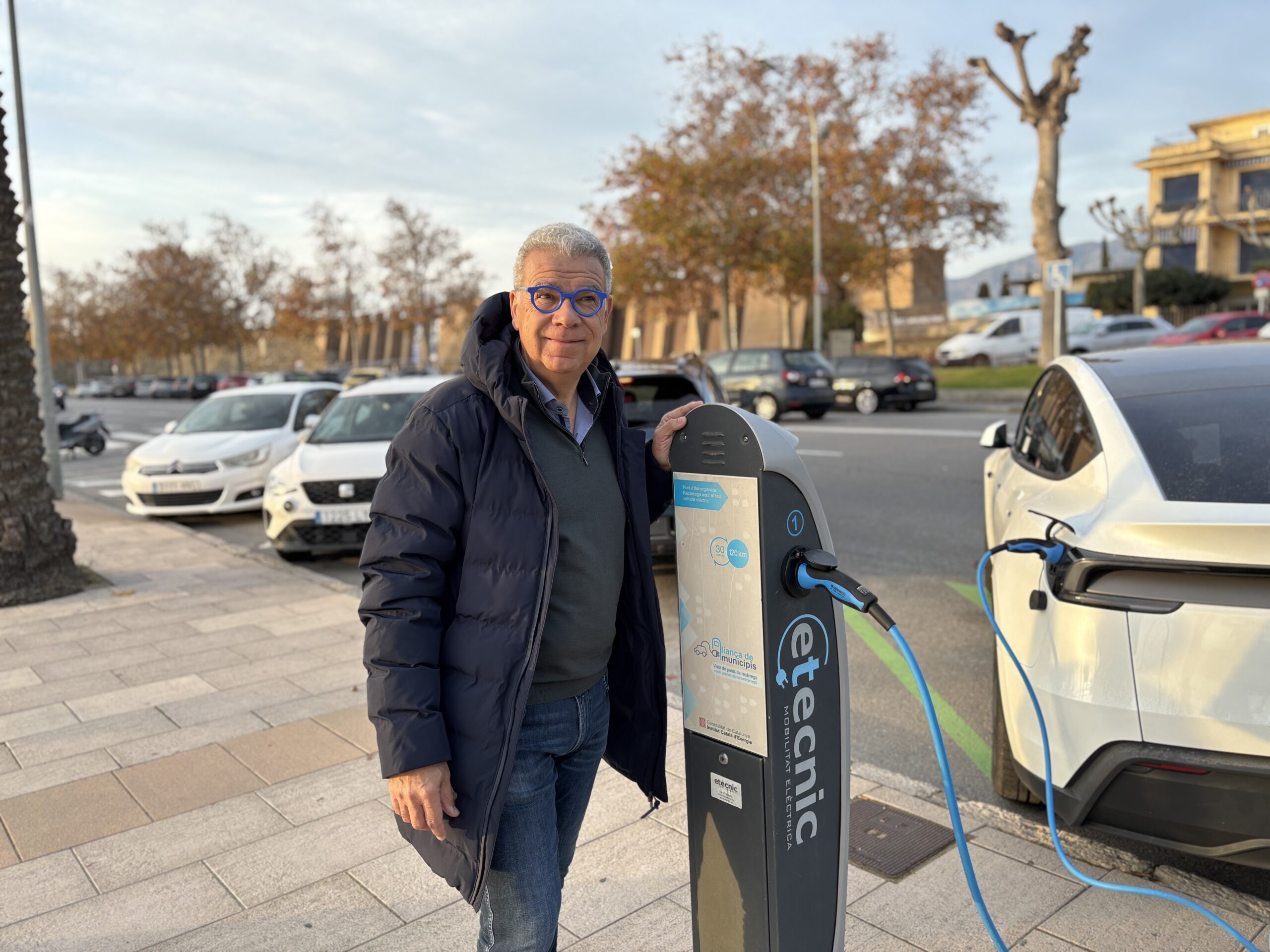 L’Ajuntament de Roses instal·larà vuit estacions de recàrrega per a vehicles elèctrics