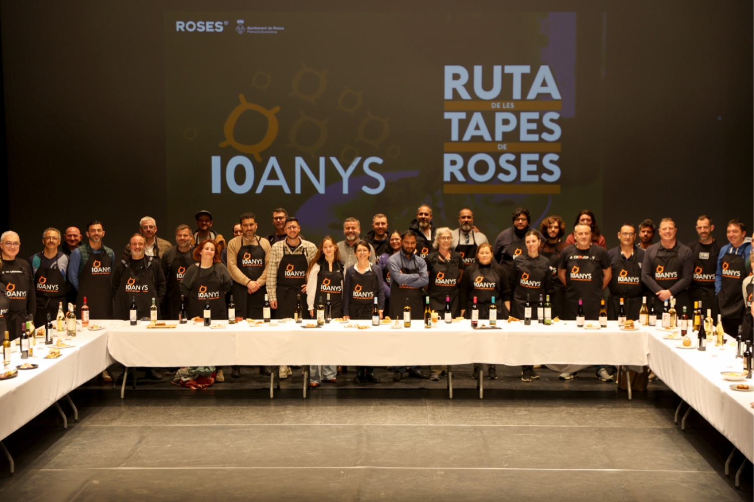 Esclat de sabors al Teatre de Roses amb la presentació de les tapes de la desena edició de la Ruta de les Tapes