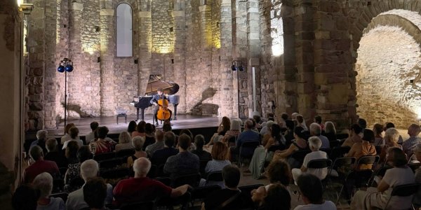 La Gili-Romaní Hot Jazz Cats tancarà l’apartat musical del cicle Entre Muralles a l’església de la Ciutadella