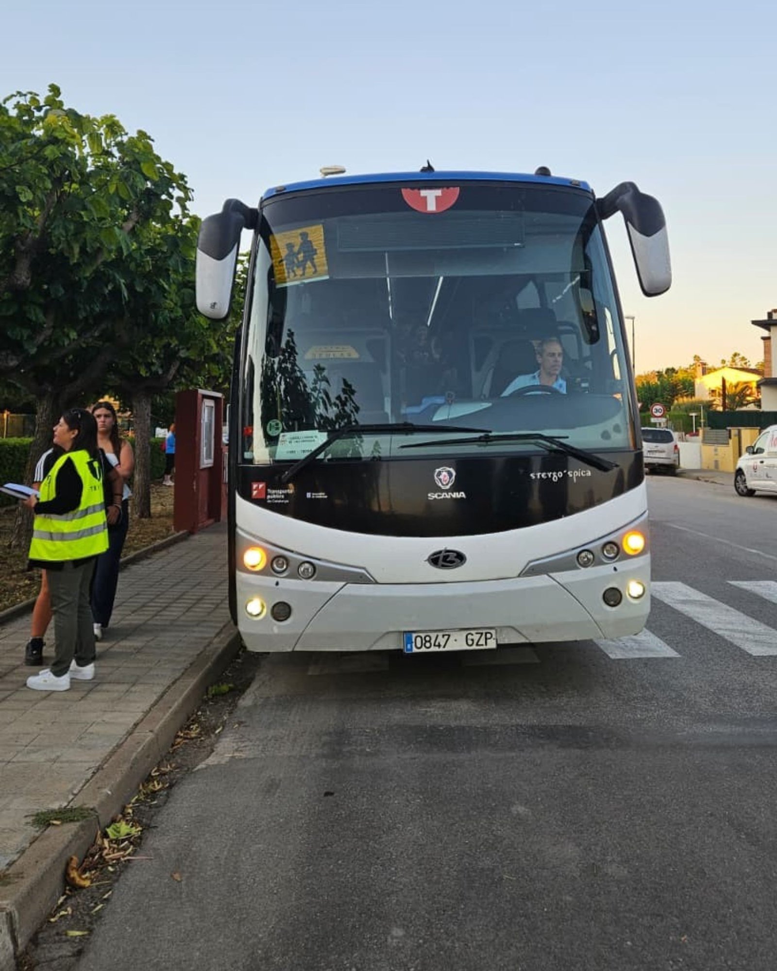 El Ple del Consell Comarcal aprova l’adjudicació del nou contracte de transport escolar per als pròxims cinc cursos