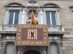 Imatge d’arxiu del dol oficial a Catalunya per l’accident ferroviari d’Urda