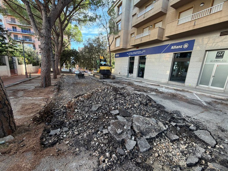Inici de les obres de millora de la placeta del carrer Balmes, al Poble Nou de Figueres